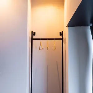 Opera Boutique Couette-café
