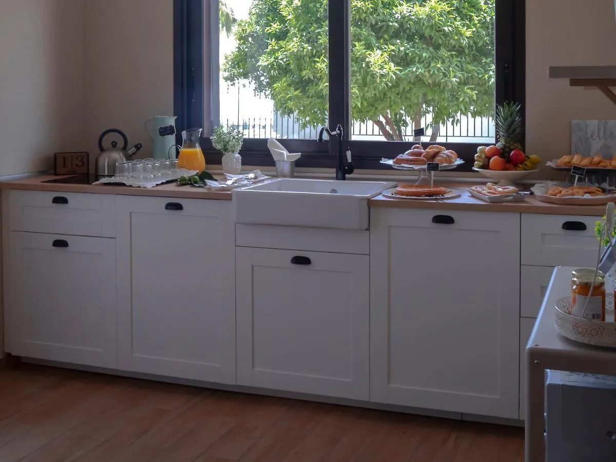 Viaggio In Sicilia B&B Gravina di Catania Bed & Breakfast